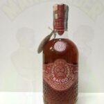 bottiglia di Bacoo 7 yo Rum