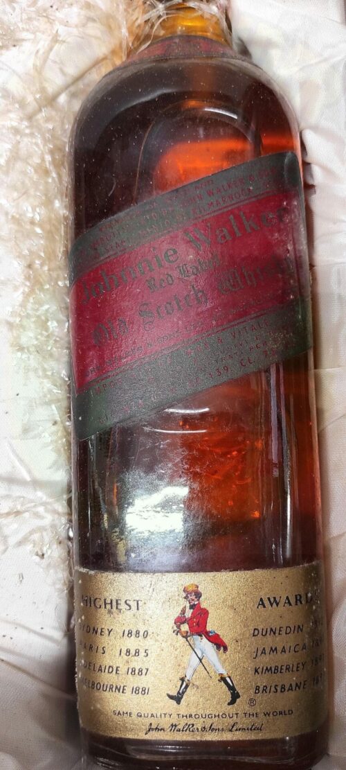 Johnnie Walker Whisky Scozia Vintage Enoteca Batani Andrea Torrefazione bottiglie Siena